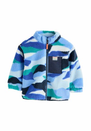 Veste en fleece dans des nuances de bleu avec un motif camouflage, col montant, fermeture éclair et un détail de poche bleu marine à l'avant. Tissu doux et texturé.