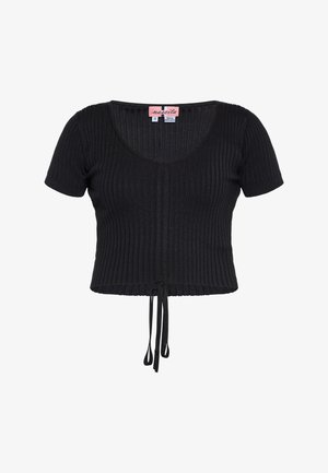 Czarny krótki top wykonany z prążkowanej tkaniny, z krótkimi rękawami, dekoltem w kształcie litery V oraz sznurkiem na dole, umożliwiającym regulację dopasowania.