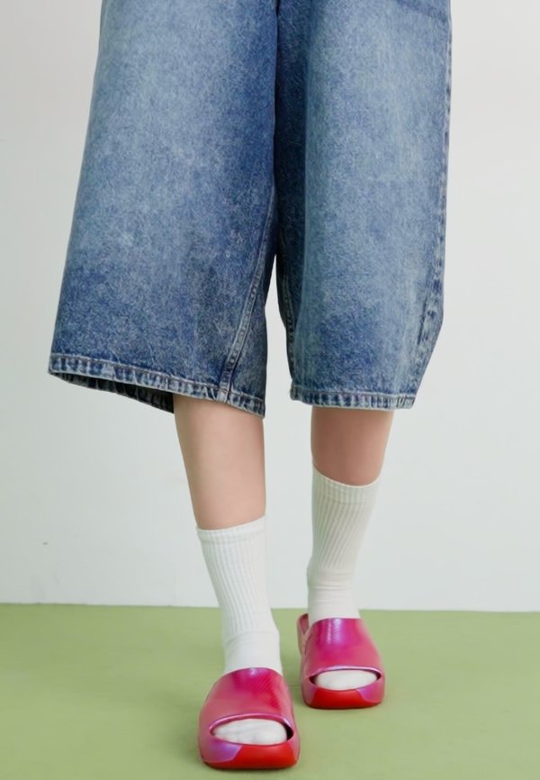 POST SHINE - Pool slides4