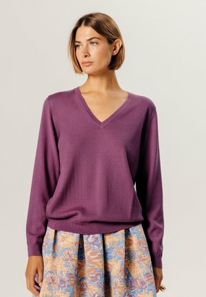 V-NECK - Strickpullover - parme chine