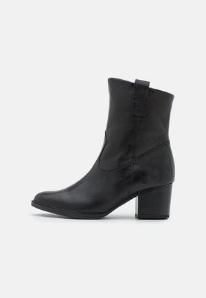 Kovbojské/motorkářské kotníkové boty - black