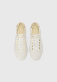 GANT AVONA - Tossud - white