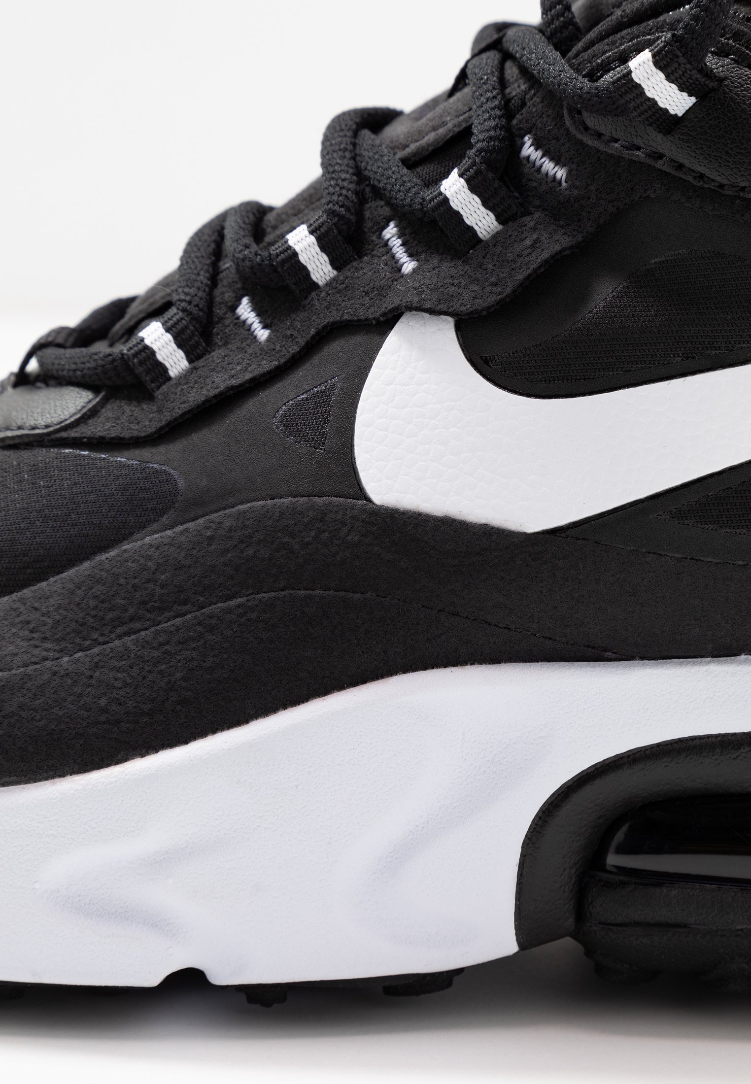 nike react 270 grey and black