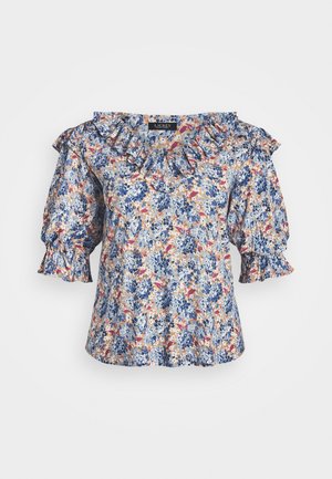 Blusa con estampado floral, con escote fruncido y mangas abullonadas. Colores azul, naranja y crema en tela ligera.