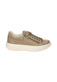 Beige Sneaker mit einem glatten Lederoberteil, Wildlederelementen, einer weißen Sohle und einem seitlichen Reißverschluss für einfachen Zugang. Schnürsenkel in passender Farbe.