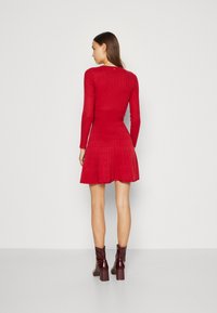 Guess PLEATED - Sarafanas - chili red