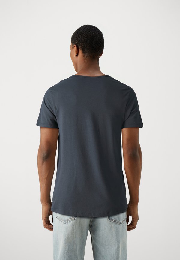 MEN V-NECK 2 PACK - Undershirt4