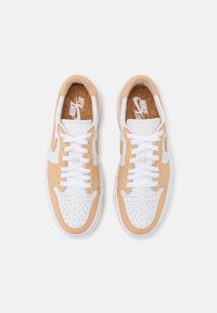 Jordan AIR JORDAN 1 ELEVATE - Sapatilhas - white/white onyx