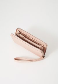 Calvin Klein Jeans ULTRALIGHT ZIP AROUND - Portafoglio - rose dust