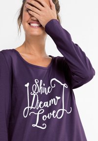 bonprix Pyjama - lila