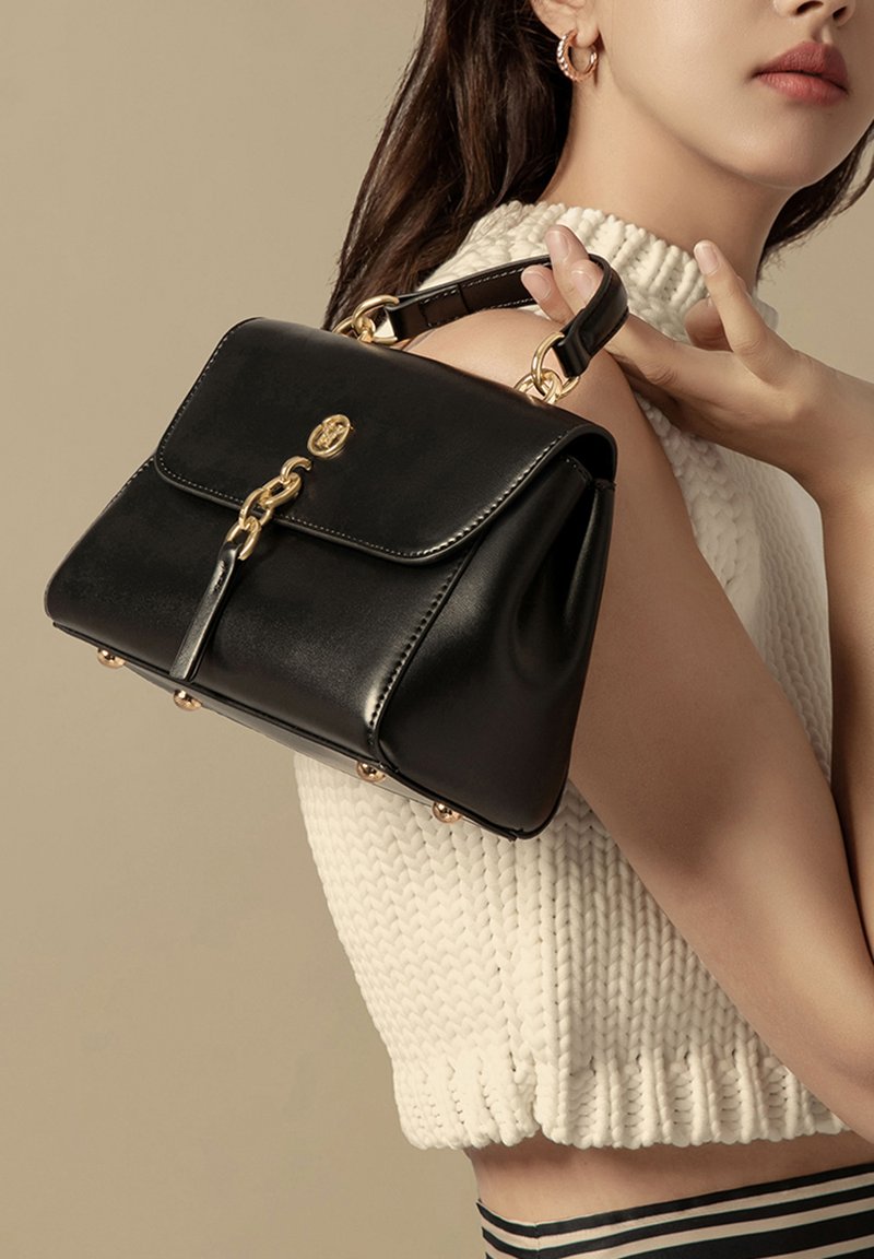 Taille Universelle Adulte Déguisement Diable Femme - Cape à Capuche, Fourche, Gants Dentelle, Pour Halloween Carnaval Accessoire Déguisement