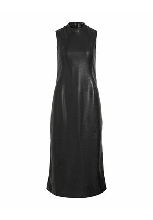 Juoda odinė suknelė be rankovių su aukštu kaklu, tiesia siluetu ir subtilia tekstūra; turi šonines kirpimo spragas apačioje.