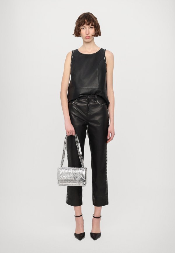 LG CLAIRE - Umhängetasche - silver