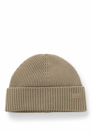 Muts - open green six