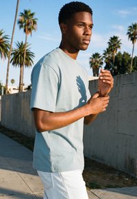 Urban Classics TALL TEE - Tricou basic - dusty blue