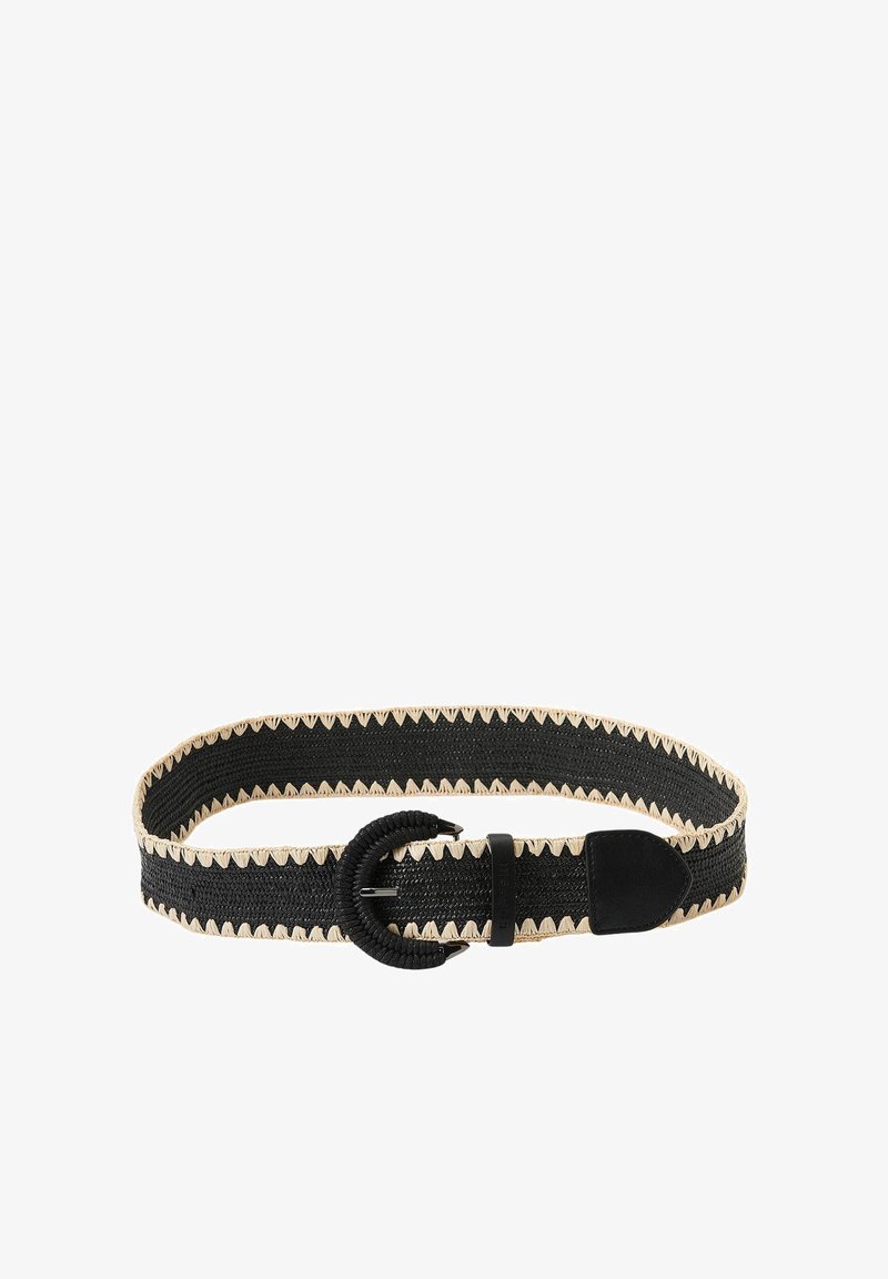Cinturón negro trenzado con patrón de zigzag crema, que presenta una hebilla redonda negra y una pieza final de cuero sintético. La tela texturizada mejora el agarre.