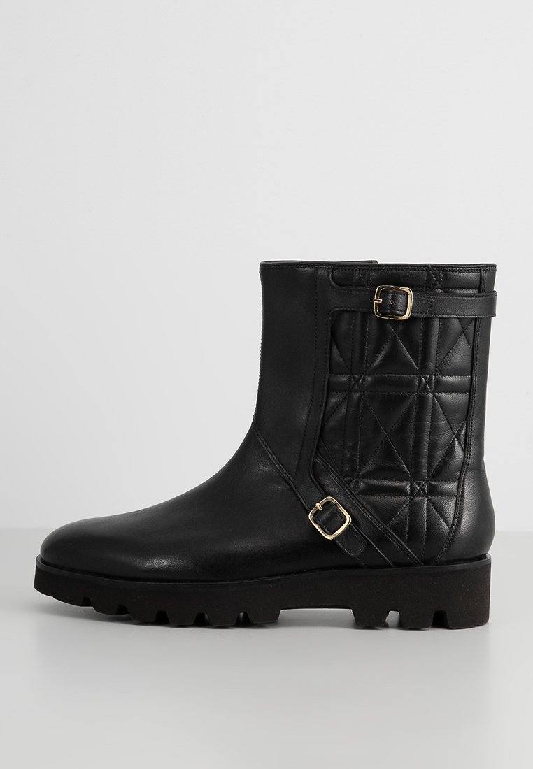 Botine cu platformă