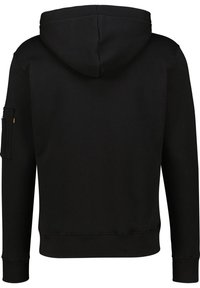 Sweat à capuche noir avec manches longues, poignets et bas-côte côtelés, et une petite poche zippée sur la manche gauche.