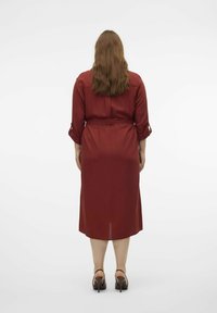 Vero Moda Curve Skjortekjole - fired brick