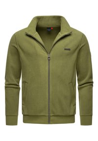 Olivi vihreä fleece-takki, jossa on korkea kaulus, kokonainen vetoketju edessä, sivutaskut sekä ribbireunat hihoissa ja helmassa. Takissa on pieni logo rinnassa.