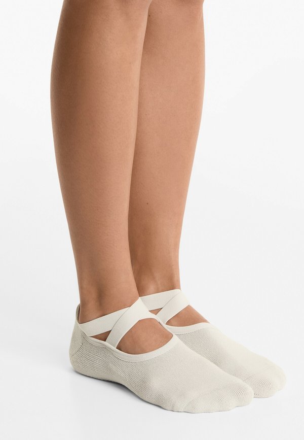 2 PAIRS OF YOGA AND PILATES WITH CROSSOVER STRAPS - Füßlinge