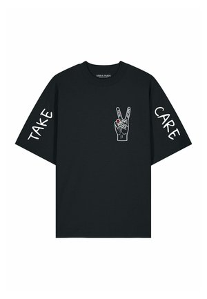 Mira Paris, TAKE CARE OVERSIZED DROPPED SHOULDER TEE 26 UNISEX - T-shirt print - black