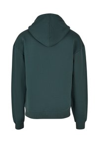 Mikina s kapucňou v tmavozelenej farbe, vyrobená z hladkej tkaniny. Má rebrované manžety a lem, s jednoduchým dizajnom a bez viditeľnej grafiky.