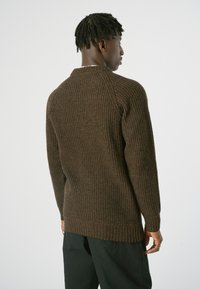 Cleptomanicx BIG BEN - Strickpullover - black