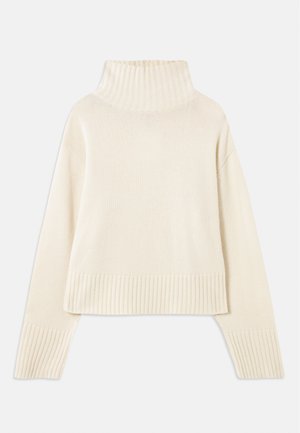 Crème-kleurige gebreide turtleneck trui met geribde kraag, manchetten en zoom, met een iets losse pasvorm en lange mouwen.