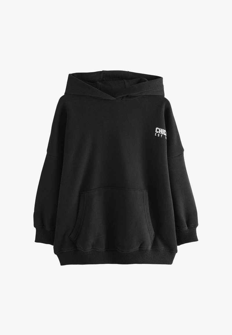 Haut à capuche noir surdimensionné en tissu doux, avec une poche kangourou, des poignets côtelés et un imprimé logo sur la poitrine gauche.