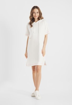 - Sukienka z dżerseju