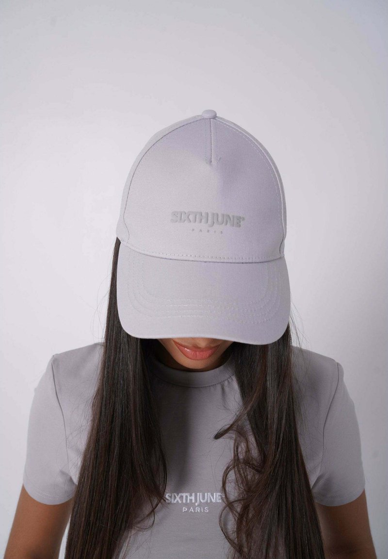 Sixth June Keps - grey