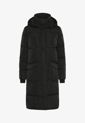 Manteau rembourré noir avec un col montant et une capuche à cordon de serrage réglable. Dispose de deux poches avant et de poignets côtelés. Texture lisse, longueur genoux.
