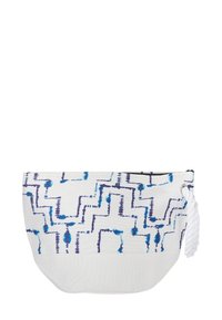 Cesto di stoccaggio in tessuto con un motivo geometrico blu e viola su una base bianca. Presenta una maniglia in corda bianca e una chiusura a zip.