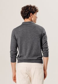 Rodier Strickpullover - gris fonce
