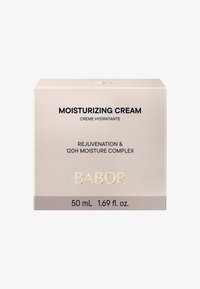 Boîte de crème hydratante, beige clair avec du texte doré, portant le logo "BABOR". Contient 50 mL, étiquetée pour le rajeunissement et 120 heures d'hydratation.