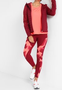 ONLY Play Träningsjacka - purple