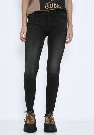 NMLUCY NW SKINNY JEANS AZ195BW - Jeans Skinny Fit - black denim
