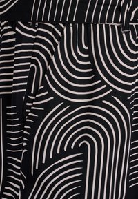 Zizzi Nohavice - black graphic