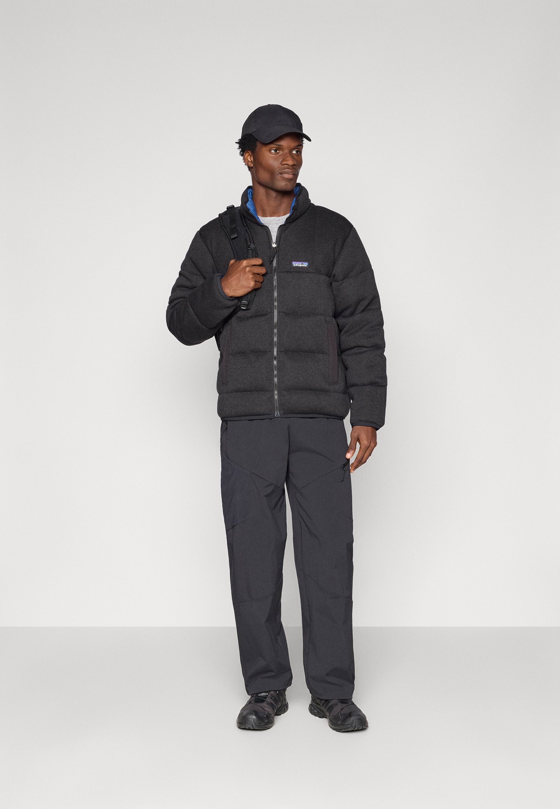 Patagonia REVERSIBLE BETTER SWEATER - Down jacket - black - Zalando