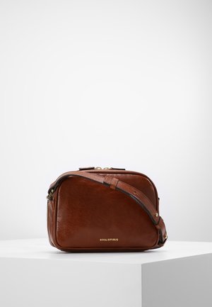 ESSENTIAL EVE - Skulderveske - cognac