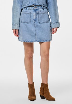 PCSKY MINI SKIRT - Džinsa auduma svārki - light blue denim