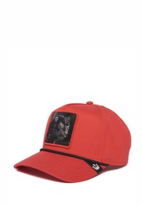 Rote Baumwollmütze mit einem schwarzen gestickten Panther-Patch auf der Vorderseite. Verfügt über einen gebogenen Schirm und einen verstellbaren Riemen hinten.