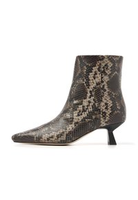 Unselected, black brown multicolored snake print