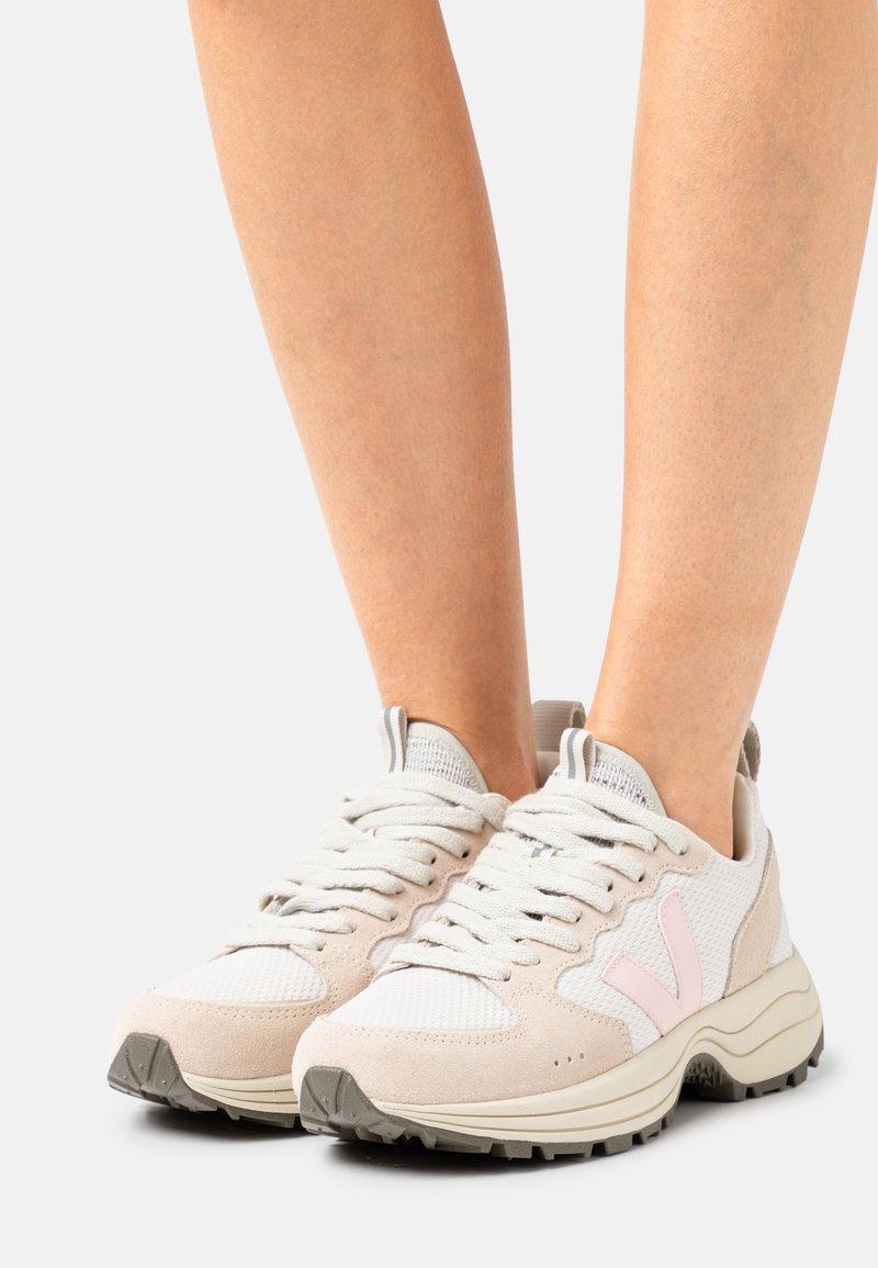 Veja VENTURI - Sapatilhas - gravel/petale