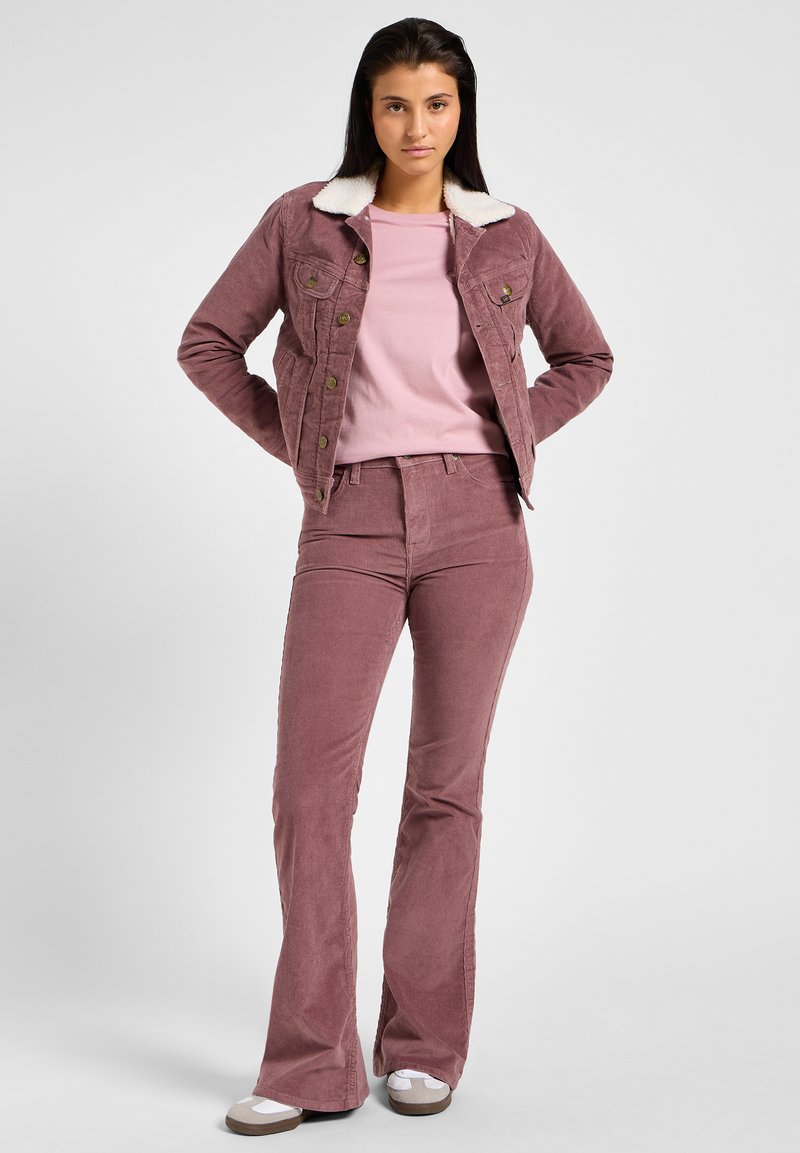 Lee Broek donkerroze