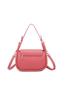 Borsa a tracolla in finta pelle rosa con forma arrotondata, tracolla regolabile, chiusura con zip e dettagli in metallo dorato.