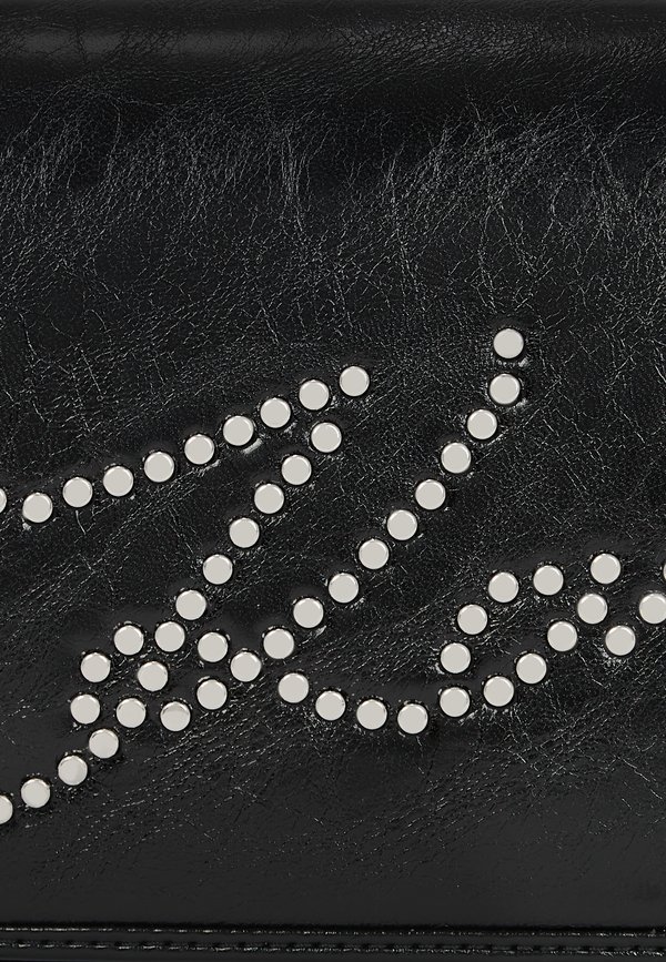 SKUARE FLAP STUDS - Cross body bag3