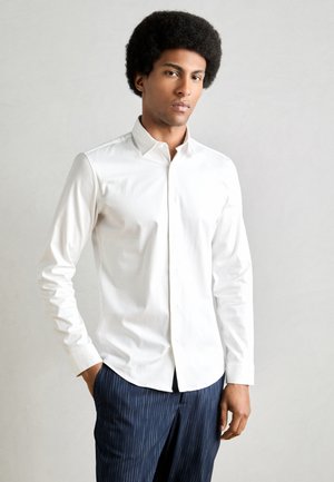 PLAIN - Ing - white