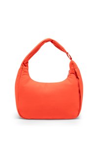 Narancssárga párnázott válltáska ívelt sziluettel, puha fogantyúval és oldalzippzáras zsebbel. Matt felületű, sima anyagból.